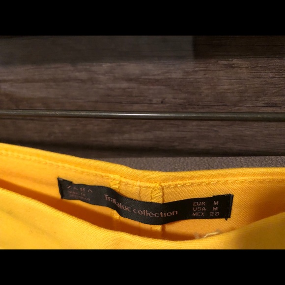 Stylish cotton yellow skort from ZARA - Picture 3 of 3